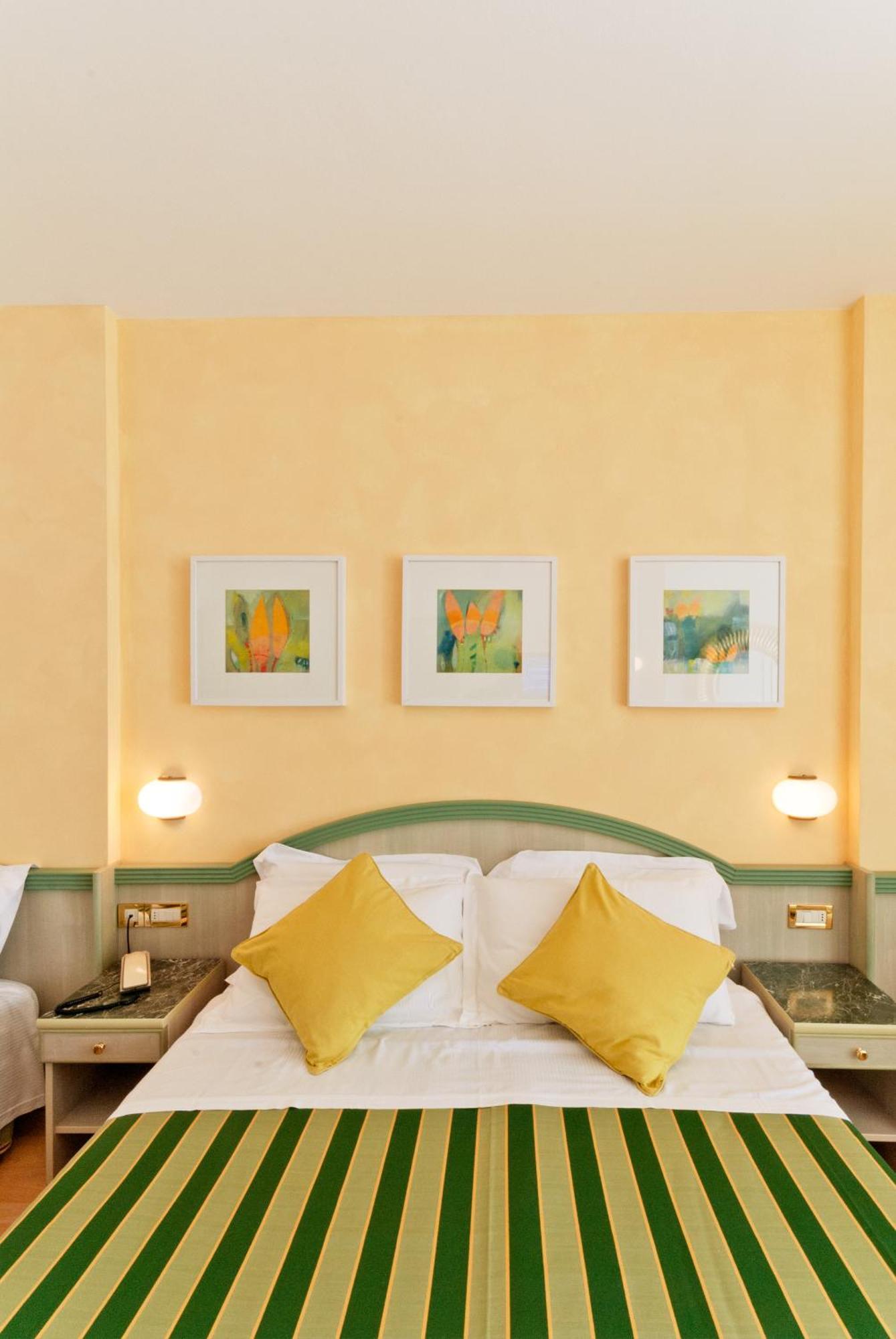 Hotel Montecarlo Bibione Quarto foto